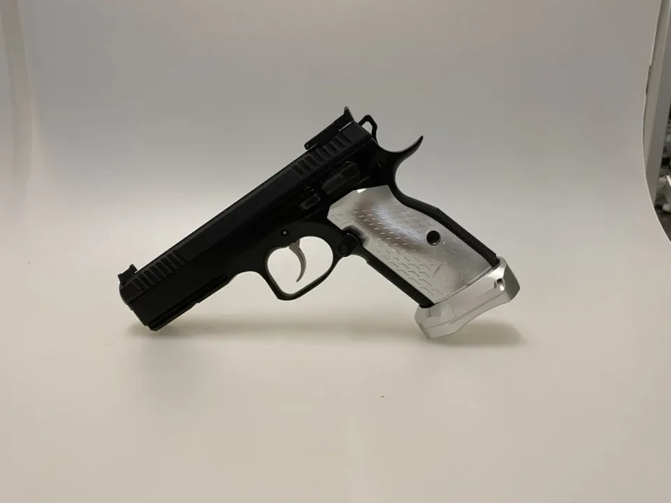 M-Arms 3D President sett Shadow 2 kort grep+magwell sølv