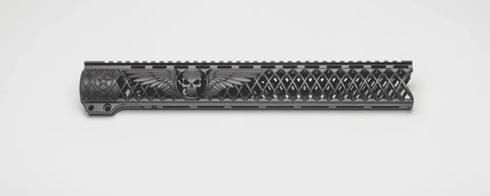 Unique Arms Slim Wicked Wings håndguard AR15