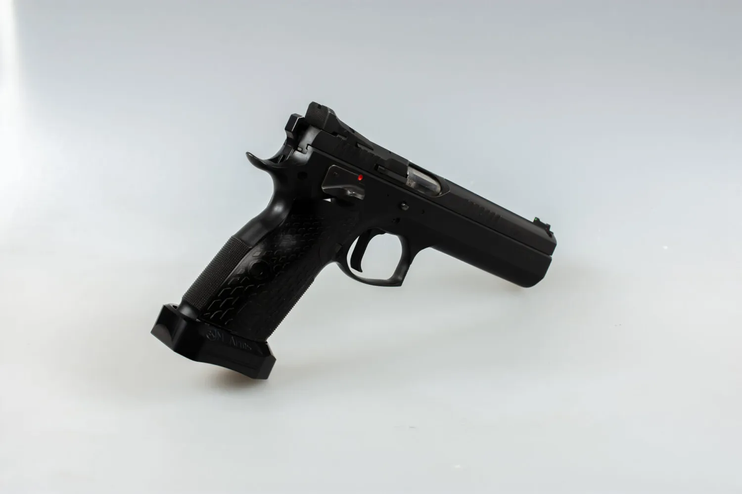 M-Arms Monarch 1 magwell CZ Shadow 2 svart alu IPSC
