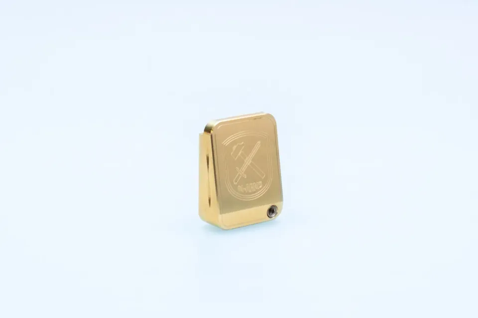 M-Arms 2011 magasinplate messing outlet