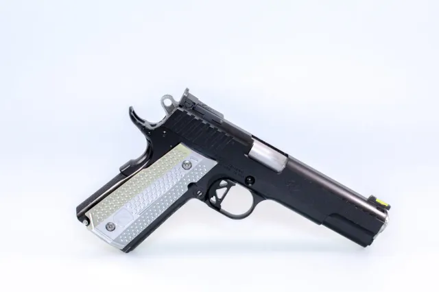 M-Arms Monarch 2 grepsplater 1911 Long aluminium sølv