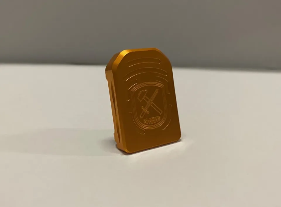 M-Arms STD Evo +1 magasinplate oransje alu
