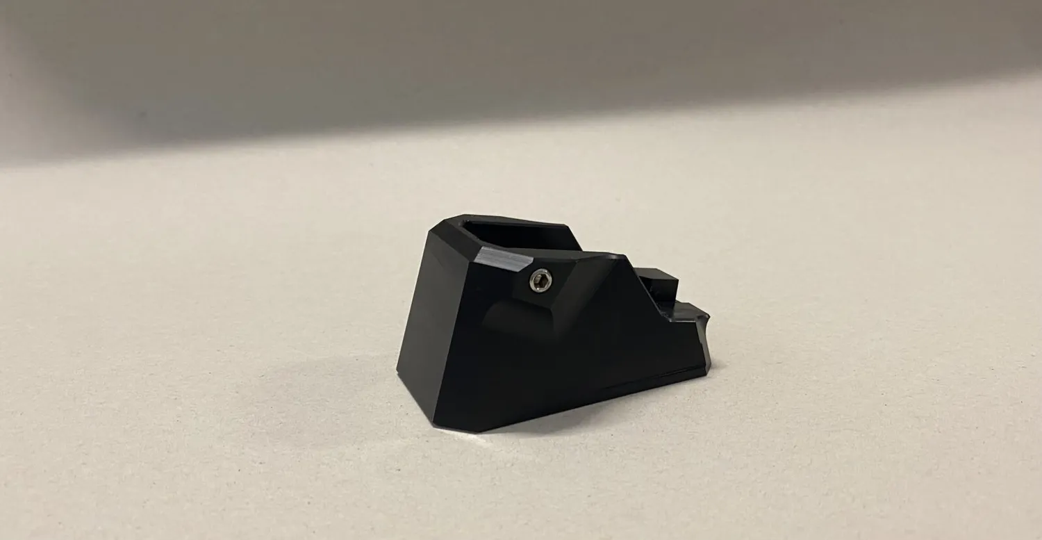 M-Arms PCC magwell svart polymer AR