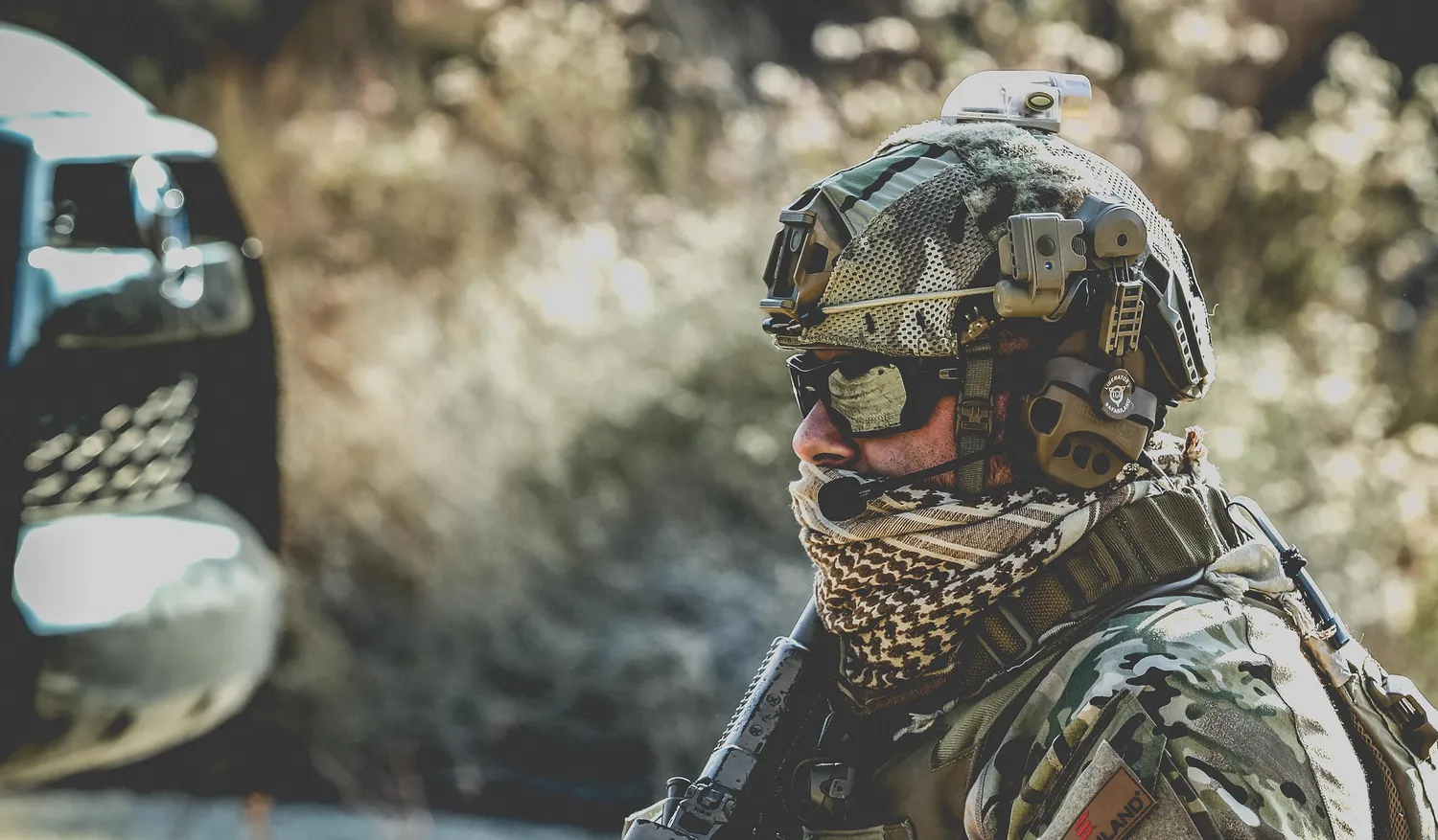 Safariland Liberator V headset dobbel-kom hørselvern