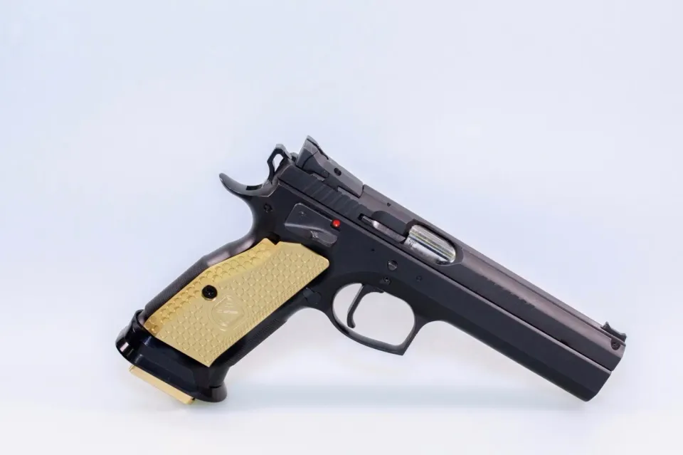 M-Arms Monarch 1 grepsplater gull 24 karat