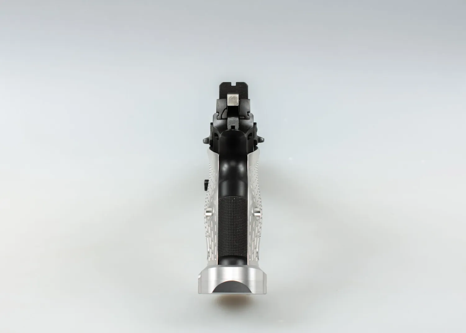 M-Arms Monarch 1 CZ TS magwell sølv alu