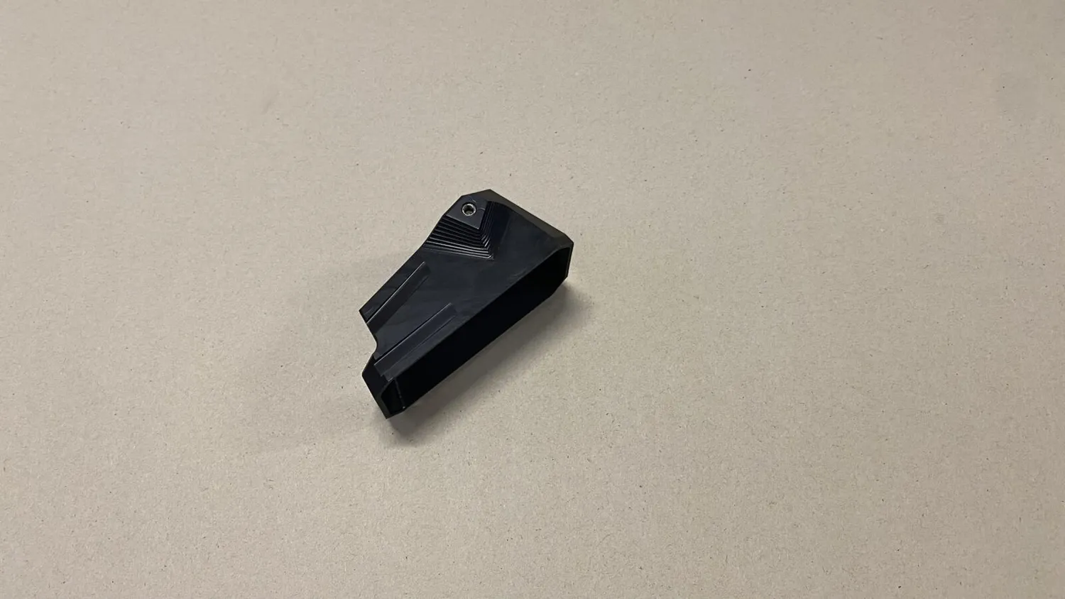 M-Arms magwell AR 15 svart polymer