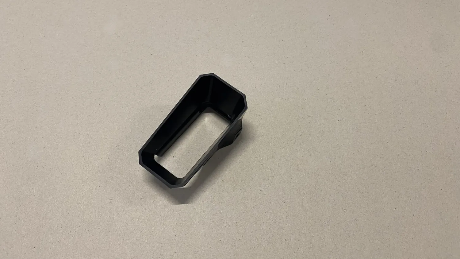 M-Arms magwell AR 15 svart polymer