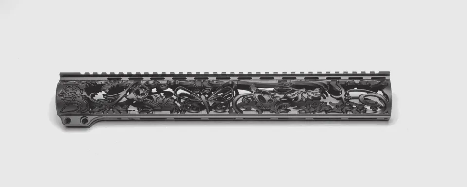 Unique Arms Slim Lotus Dragon håndguard gravert