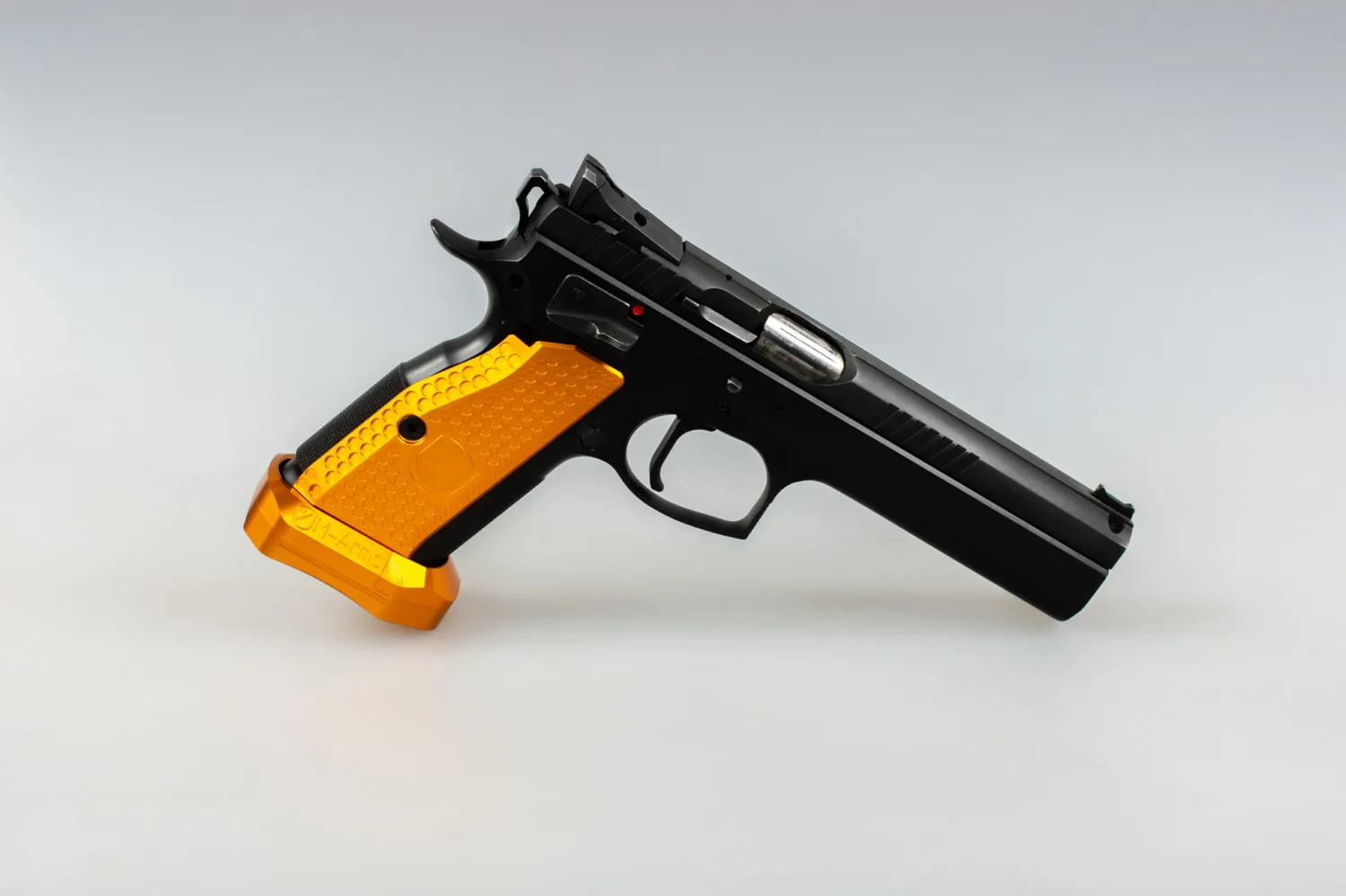 M-Arms Monarch 1 magwell oransje aluminium CZ TS