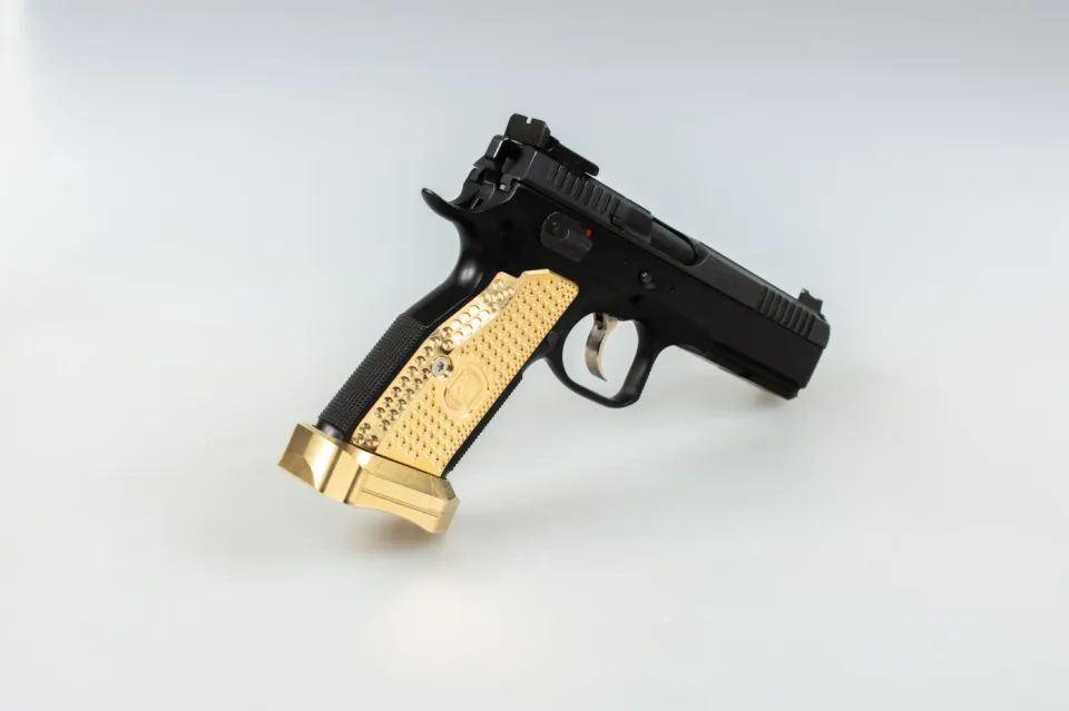 M-Arms Monarch 1 sett CZ TS kort tykk messing + magwell